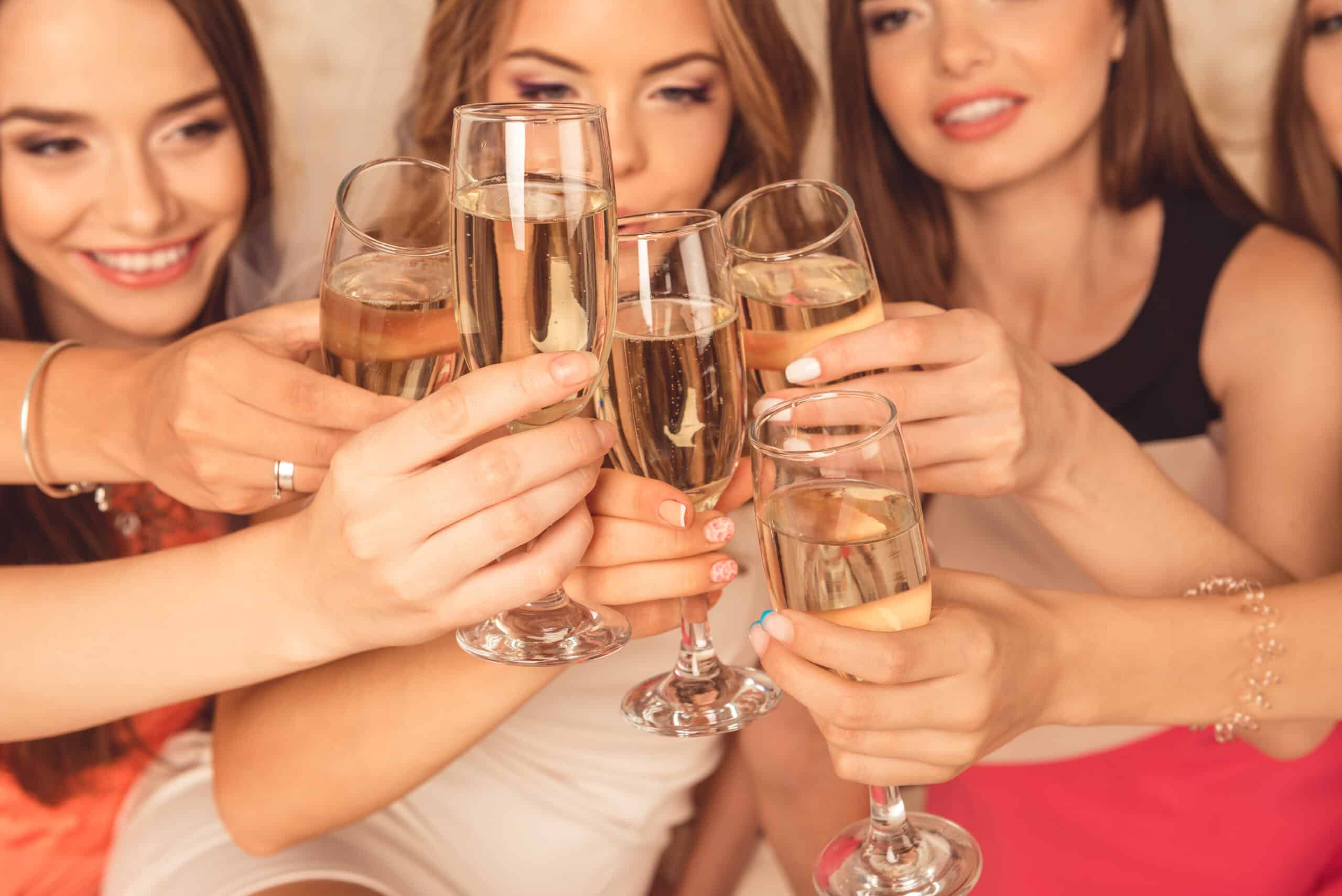 Bachelorette Party Or Bridal Shower Planning 5 Free Apps You Need 