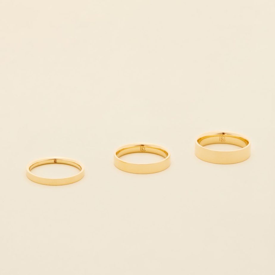 3 gold wedding bands at different widths (3MM, 4.5 MM, 6 MM)