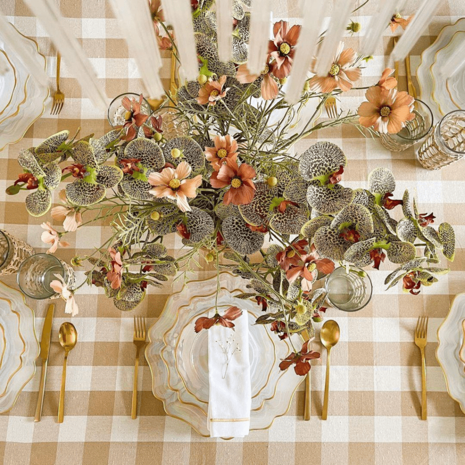 Checkered table cloth with modern floral arrangement